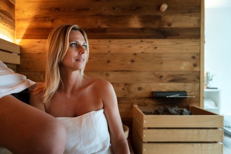 Wellness  | Centro wellness con idromassaggio, bio-sauna